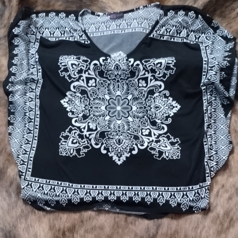 Black and White Women's Tops Lot Of 3